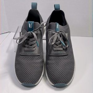 True Linkswear All day Knit size 10